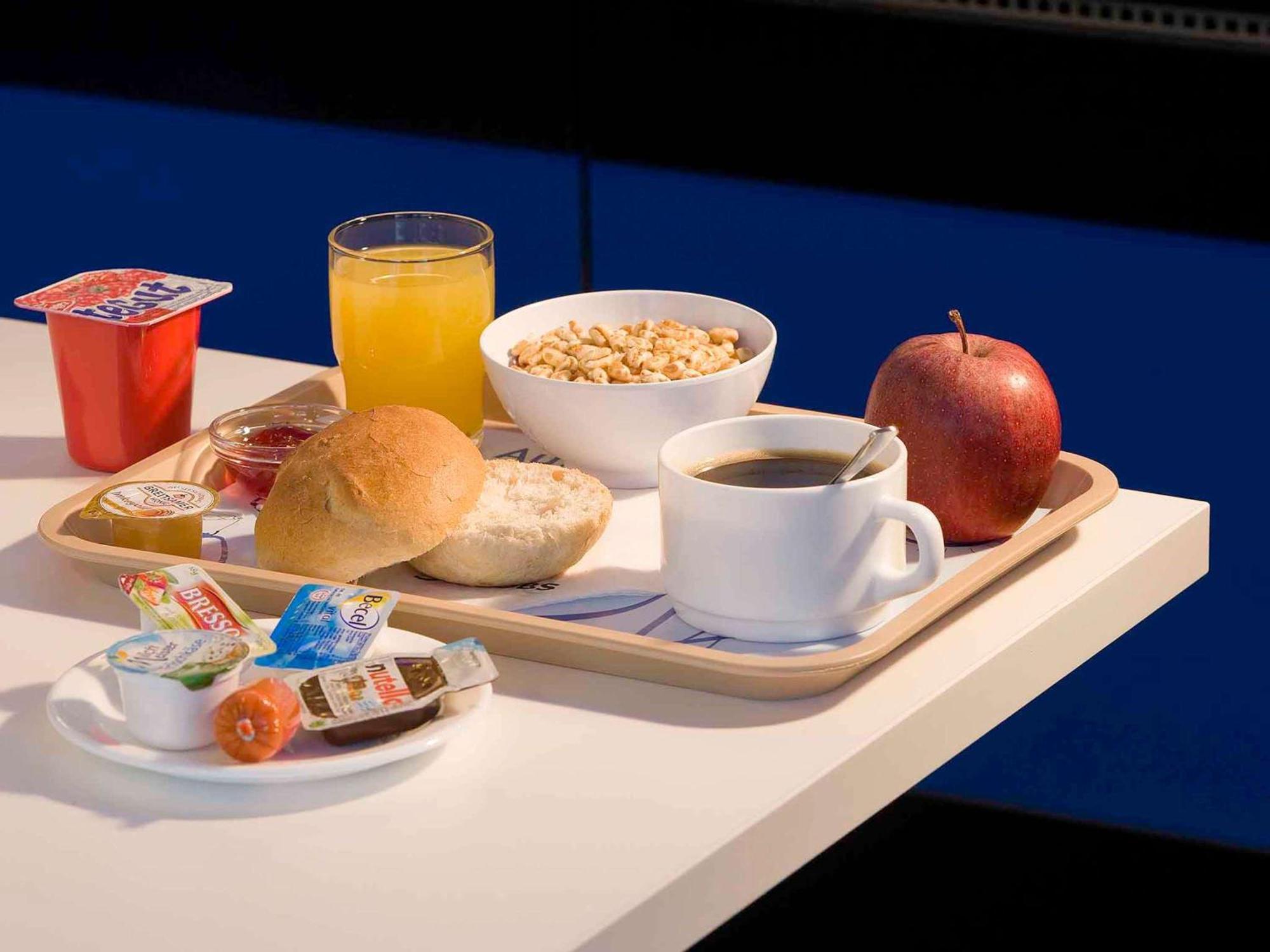 Ibis Budget Alicante Pension Sin Comedor Exterior photo