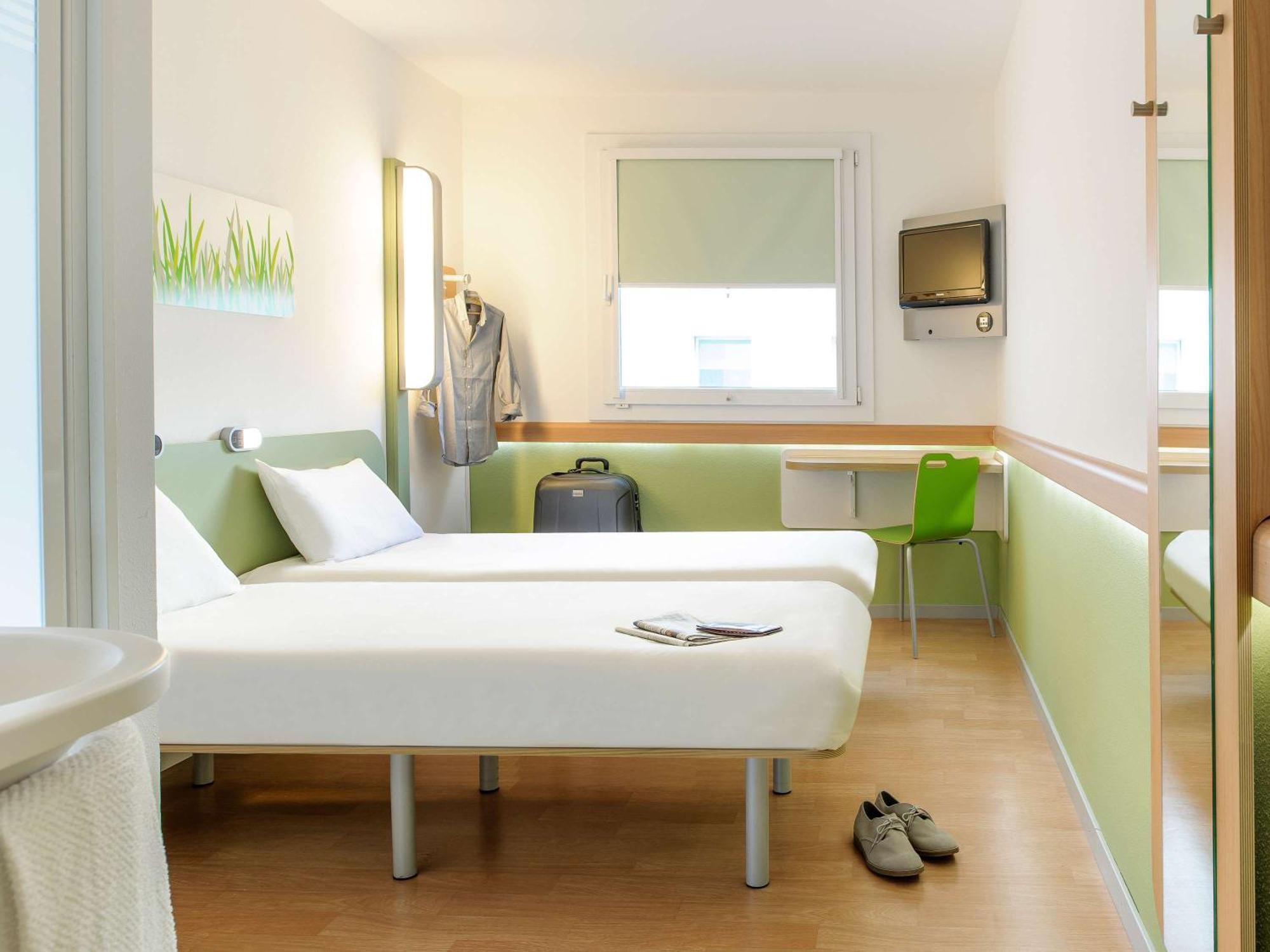 Ibis Budget Alicante Pension Sin Comedor Exterior photo